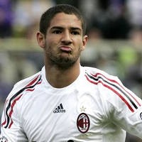 Milan Bantah Pato ke Chelsea