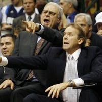 Asisten Phil Jackson Besut T-Wolves  