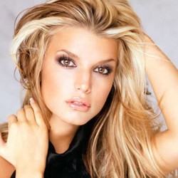 Tokyo Gempa, Jessica Simpson Terpana