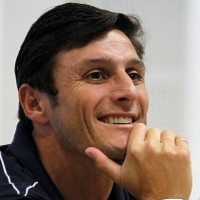 Ultah, Zanetti Mau Inter Lengkapi Trisula