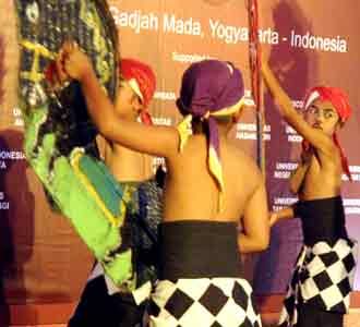 UGM Gelar World Conference