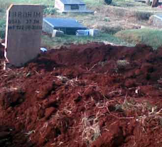 Makam Ibrohim di Pondok Rangon
