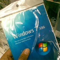 Penjual PC Rakitan Tolak Windows Bajakan