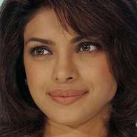 Priyanka Chopra Sibuk Kampanye