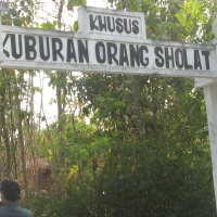  Air dan Eko Dimakamkan di Pemakaman Khusus Orang Salat