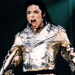 Michael Jackson Belum Juga Dimakamkan