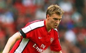 Ganti Nomor, Bendtner Refund Jersey Fans 