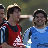 Maradona: Messi Tetap Dibutuhkan
