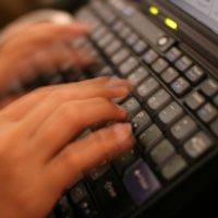 Pencipta Virus Tidak Berperikemanusiaan