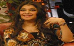 Sarah Azhari Siap Tutup Aurat di Bulan Puasa