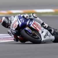 Hasil Free Practice Bikin Lorenzo Pede 