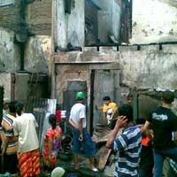 Warung Penjual Bensin Meledak, 2 Balita Luka Bakar