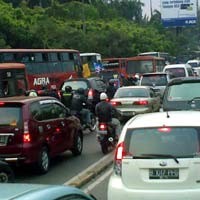 Pancoran Macet, Motor Diperbolehkan Masuk Tol
