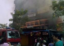 Petugas Pemadam Belum Bisa Pastikan Kabar 2 Korban Tewas