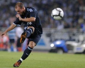 Sneijder Belum Habis