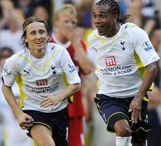 Spurs Tumbangkan Liverpool
