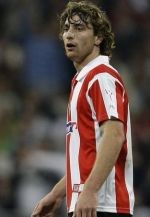 Liverpool Cari Bek Tengah