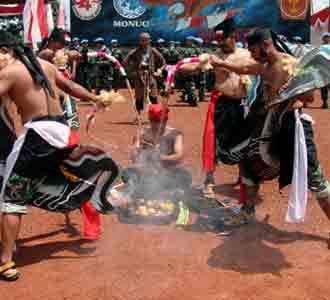 Kuda Lumping Meriahkan HUT RI di Kongo