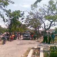 Isu Carok Massal, Puluhan Polisi Berjaga di TPU Putat