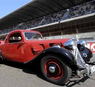 Parade Mobil Citroen Klasik