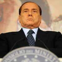 Berlusconi Tutup Transfer Milan