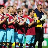 Turf Moor Jamu 18 Pemain Kelas Dunia