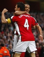 Walcott Absen, Tiga Lainnya Meragukan