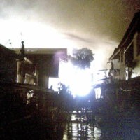 Api Padam, Warga Mengungsi di Masjid dan Tenda Darurat