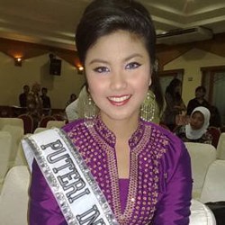 Rayakan HUT RI Sendiri, Puteri Indonesia Terharu