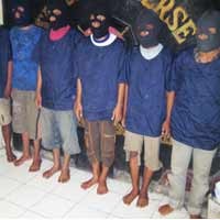 Nyimeg Saat Agustusan, 6 Warga Diciduk Polisi