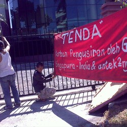 Penertiban Tenda SPN Grand Aquila Sempat Diwarnai Adu Mulut