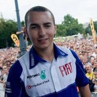 Ducati Iming-imingi Lorenzo Kontrak Besar