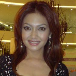 Bella Saphira Pikir-pikir Akting Tanpa Baju Dalam