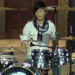 Rowman Ungu Dikaruniai Anak di Hari Ultah Kemerdekaan