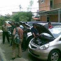 7 Mobil Bekas Koruptor Laku Dilelang