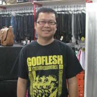 Meraup Pundi-pundi Rupiah Dari Menjepret Band