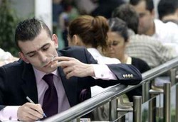 10 Tanda Kanker Paru-Paru yang Harus Dicurigai 