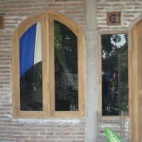 Dilempari Orang, Kaca Rumah Urwah di Sukoharjo Pecah