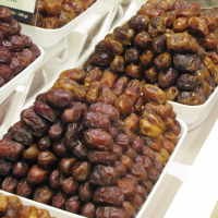 Empat Kurma Segar Terbaru dari Bateel