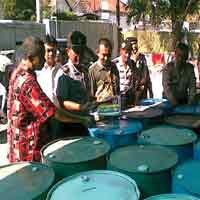 Antisipasi Teroris, Polisi Razia Toko Bahan Kimia 