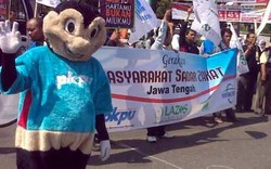  Badut di Kampanye Zakat Menjelang Ramadan