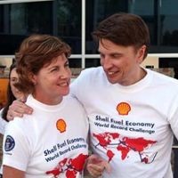 Pasutri Australia Pecahkan Rekor Dunia Irit BBM