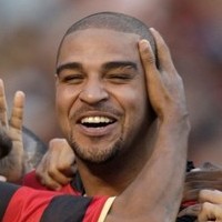 Sepakbola Ceria Bawa Adriano ke Timnas Lagi