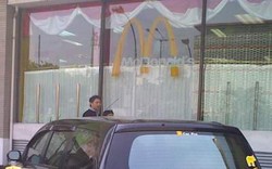  Jendela Ditutup Tirai, Sejumlah Restoran di Sarinah Tetap Buka