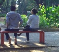 Santai Ngabuburit Di Taman Suropati 