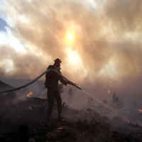 Ribuan Orang Mengungsi Akibat Kebakaran di Yunani 