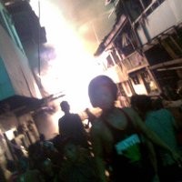 Ramadan di Bawah Puing Kebakaran