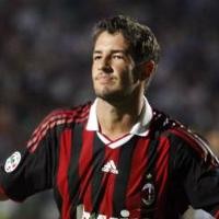 Pato Beri Milan Start Sempura