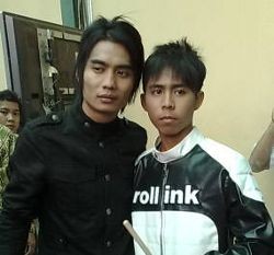 Charly ST12 Ingin Mudik Naik Angkutan Umum 