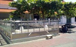 Hari Ketiga Ramadan, Makam Sunan Ampel Sepi Peziarah